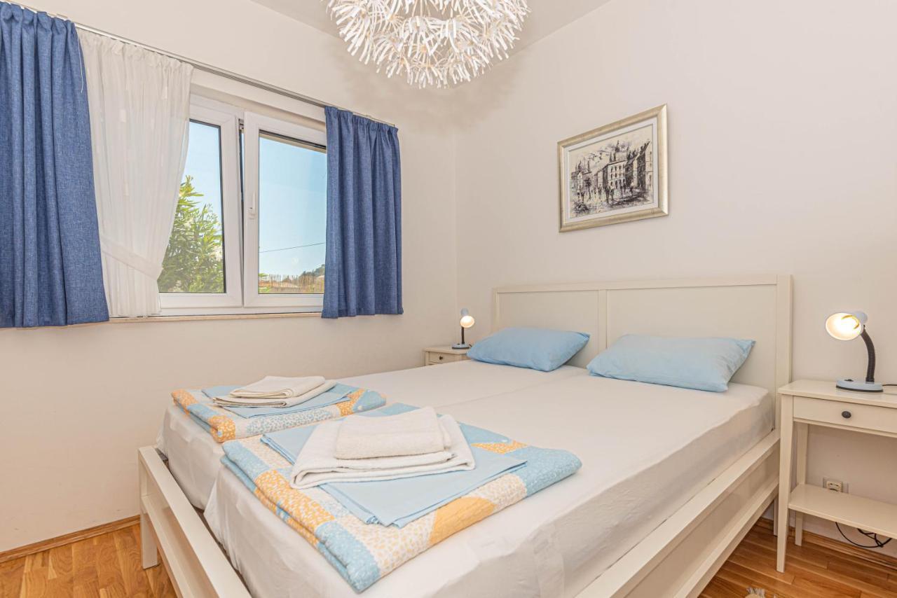 Apartments Villa Tribunj Tribunj  Bagian luar foto
