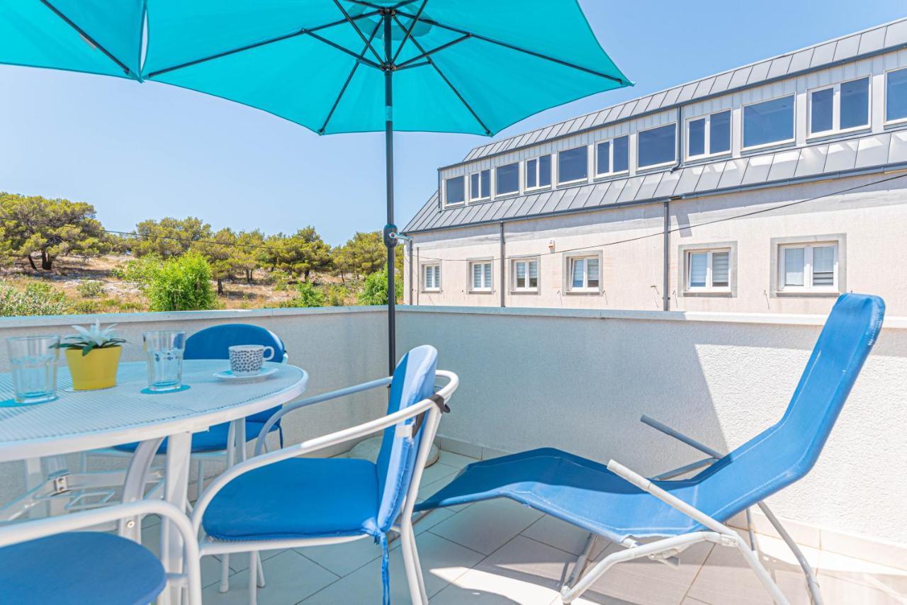 Apartments Villa Tribunj Tribunj  Bagian luar foto