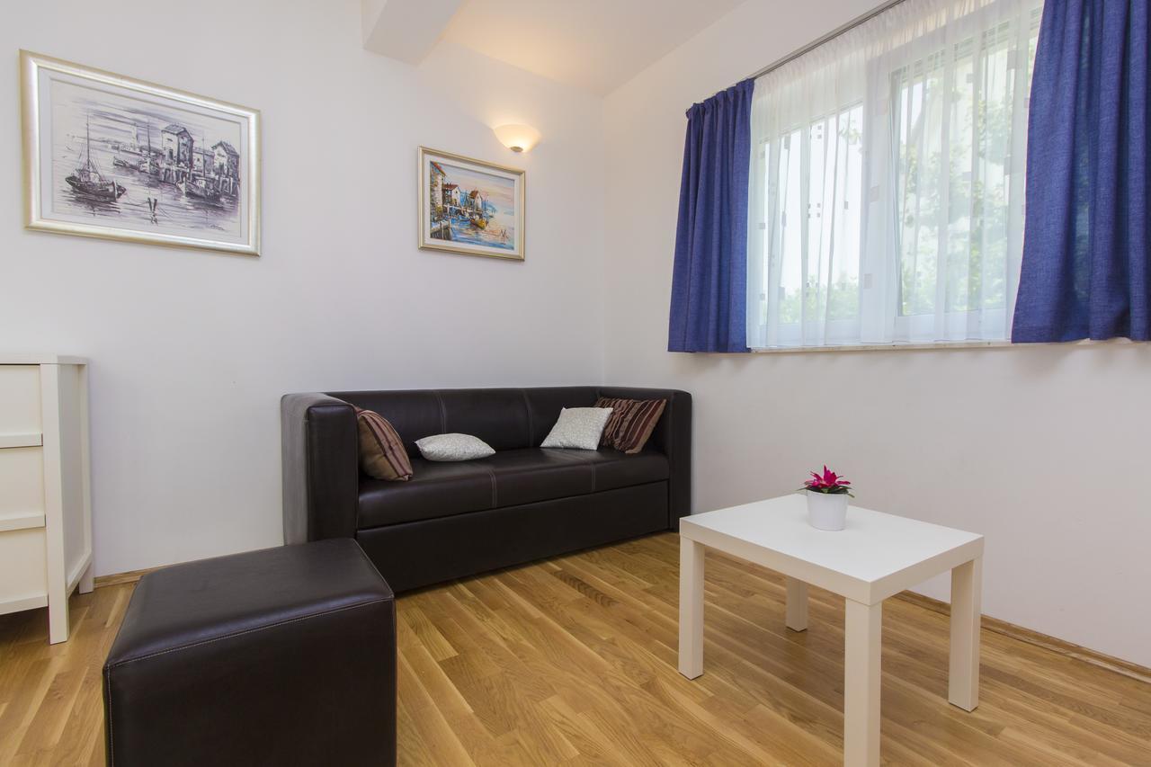 Apartments Villa Tribunj Tribunj  Bagian luar foto